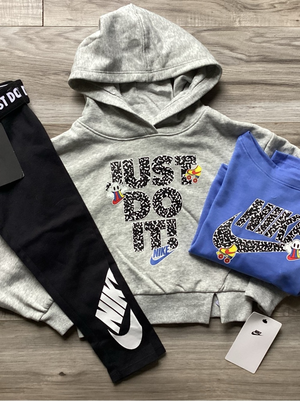 Nike girls bundle size 4/4T(NWT) ~PRICE IS FIRM, NO OFFERS~
